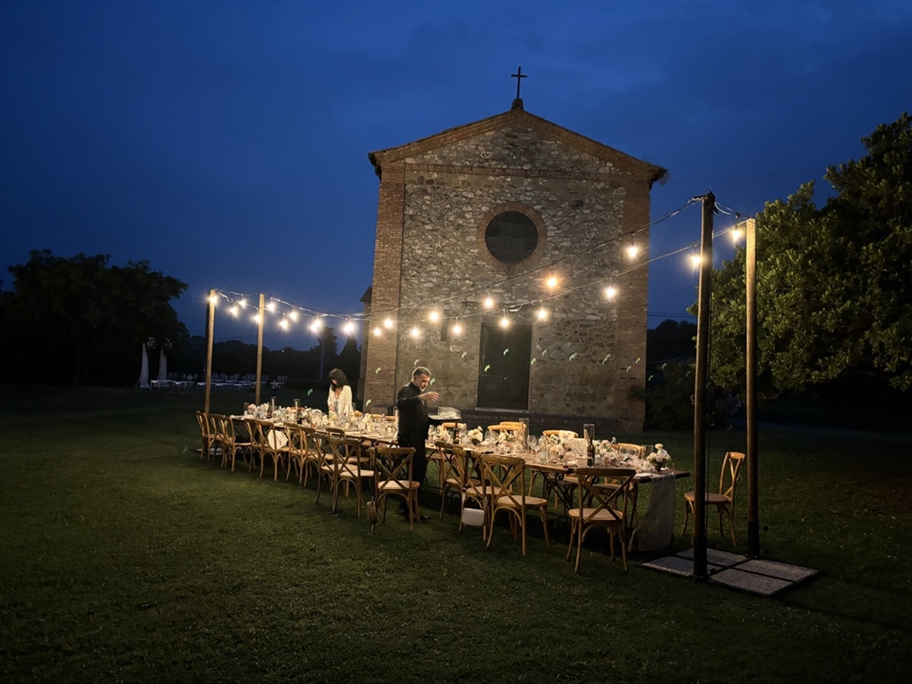CASTELLARE DI TONDA DINNER LIGHTS SET UP